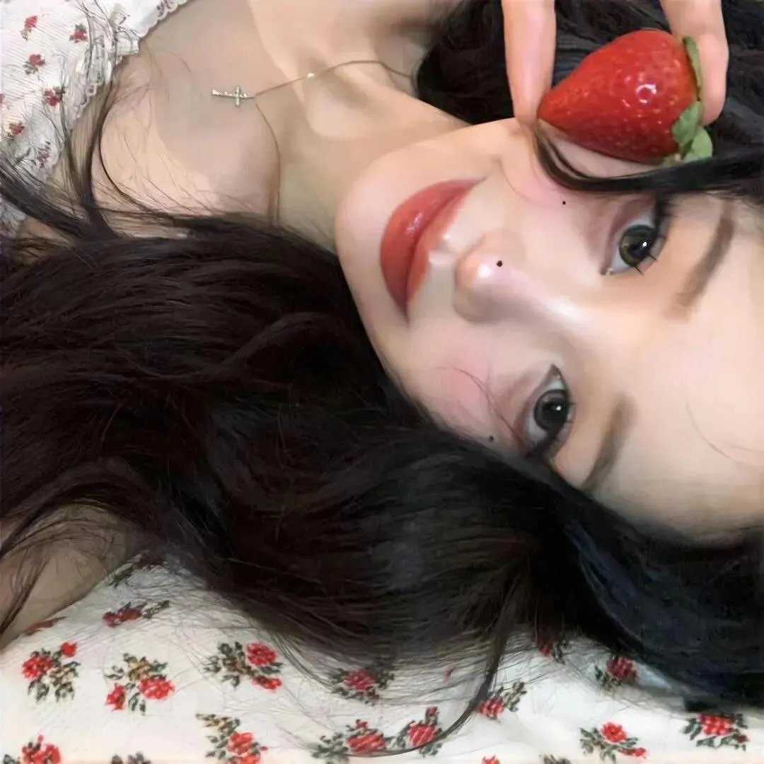 什么十八岁美少女是我祖宗